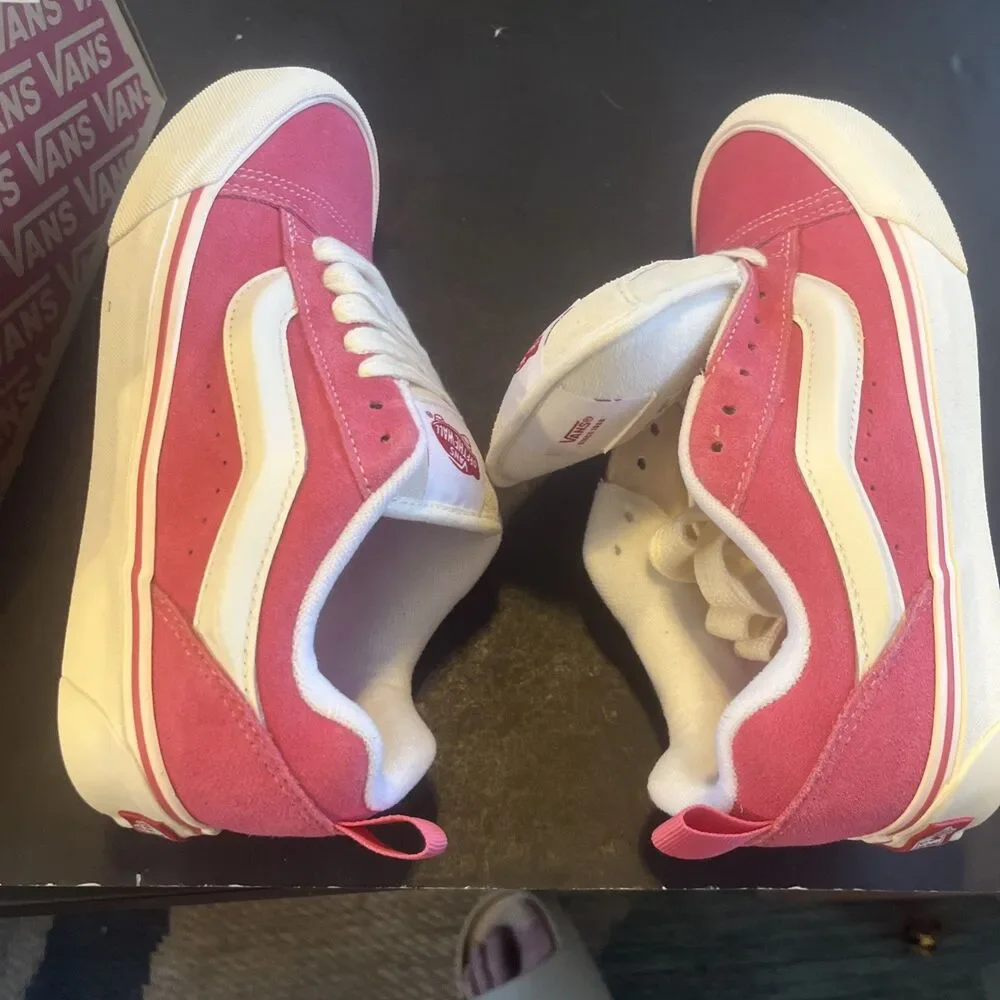 Size 7 - Vans Knu-Skool Retro Pink 8.5 Women’s